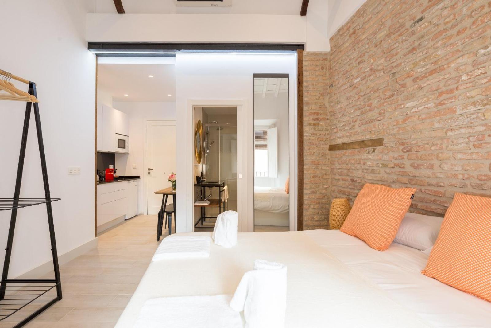 Te1A-El Teatro Brick Wall Suite Prime Location Malaga Zewnętrze zdjęcie